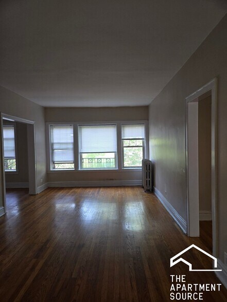 Building Photo - 918 Reba Pl
