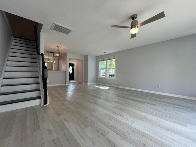 Building Photo - 4485 Easywater Ln