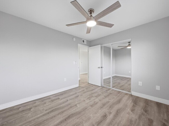 Building Photo - 127 S Outpost Rd