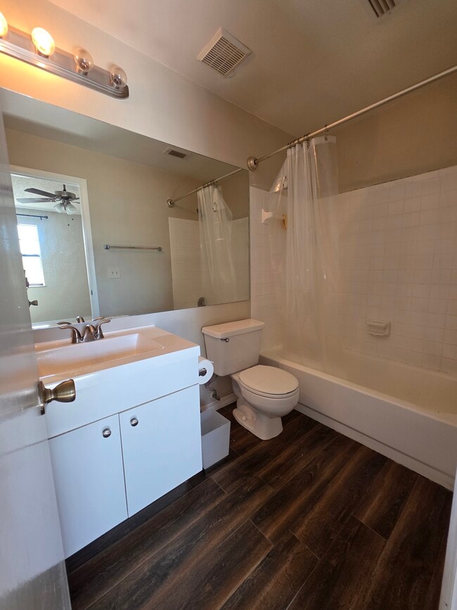 Building Photo - 12508 Castle Hill Dr