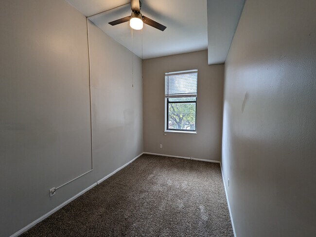 Building Photo - 2019 S 8th St