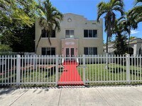 Building Photo - 1630 SW 10th St