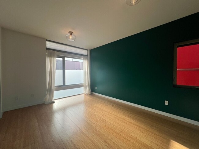 Building Photo - Beautiful Modern House near Columbia City in Seattle