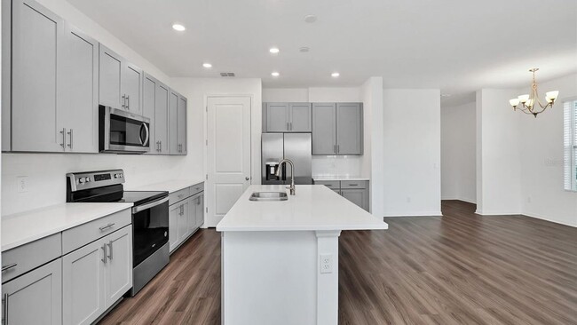Building Photo - 1640 Sanibel Dr
