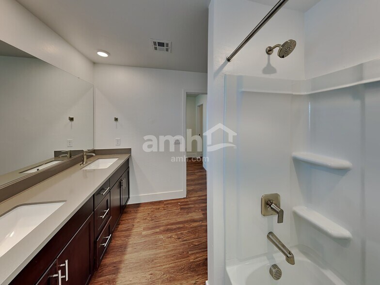 Building Photo - 21469 S 231st Way