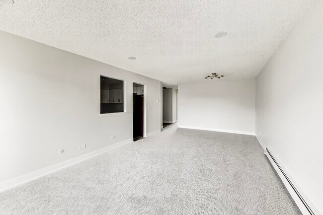 Building Photo - 239 S Gregory St