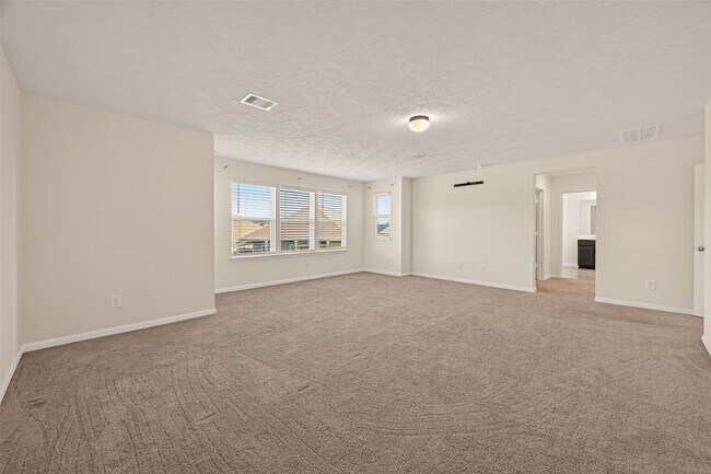 Building Photo - 15610 Birchdale Dr