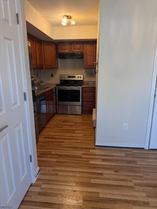 Building Photo - 322 N Trenton Ave