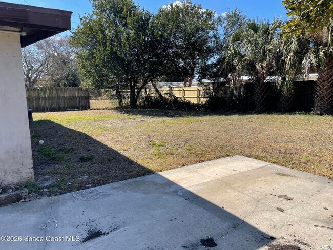 Building Photo - 1448 Virginia Dr