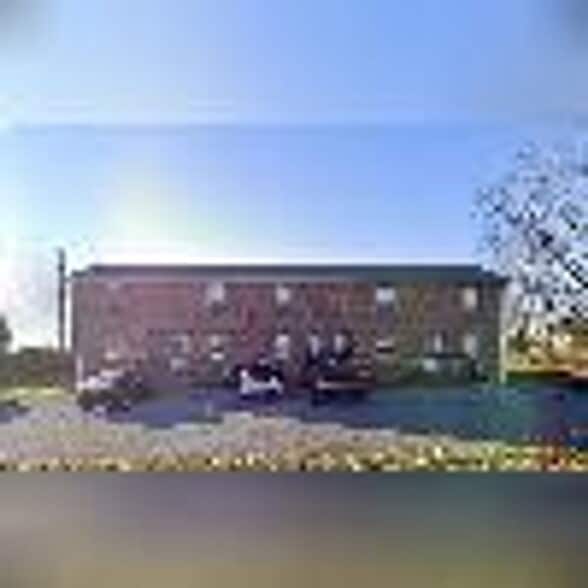 Building Photo - 540 W Stevens St