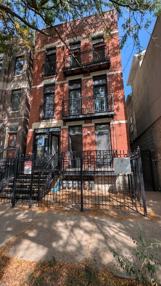 Building Photo - 1222 W Hubbard St