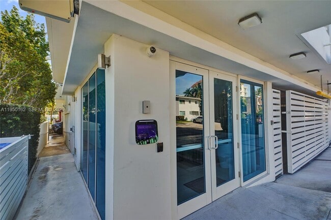 Building Photo - 1170 101st St