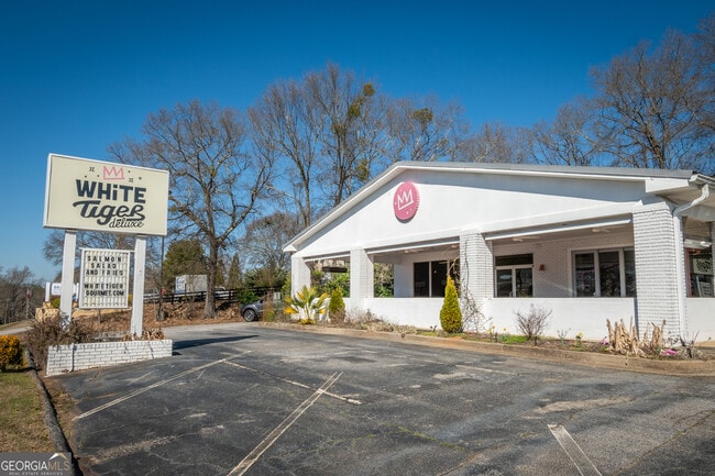 Building Photo - 1190 Mars Hill Rd