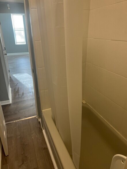 Building Photo - 1737 N Caroline St