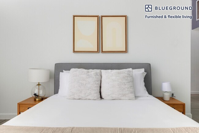 Building Photo - 23 Sidney St