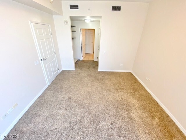 Building Photo - 200 W Sahara Ave
