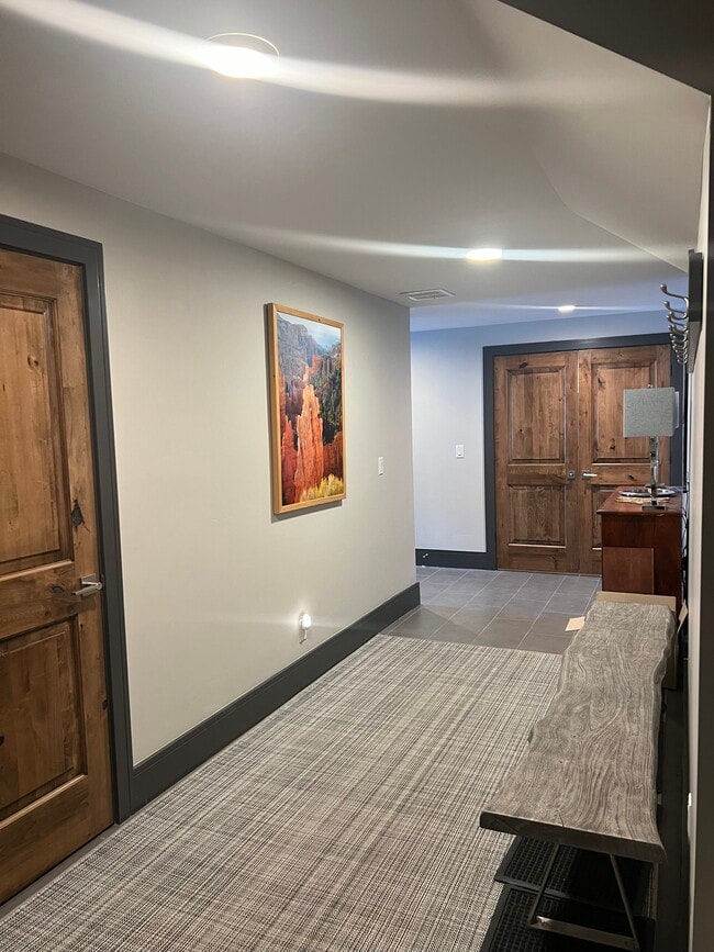 Building Photo - 5144 N Lauralwood St