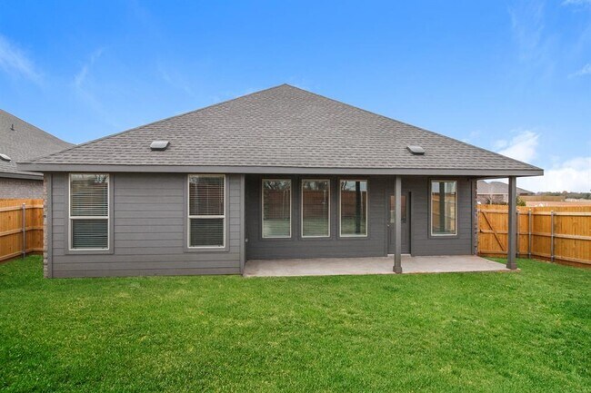 Building Photo - 1908 Ponderosa Pne Ln