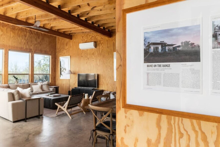 Building Photo - 12041-108 W Ranch Rd 152