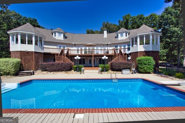 Primary Photo - 5166 Wheeler Dr