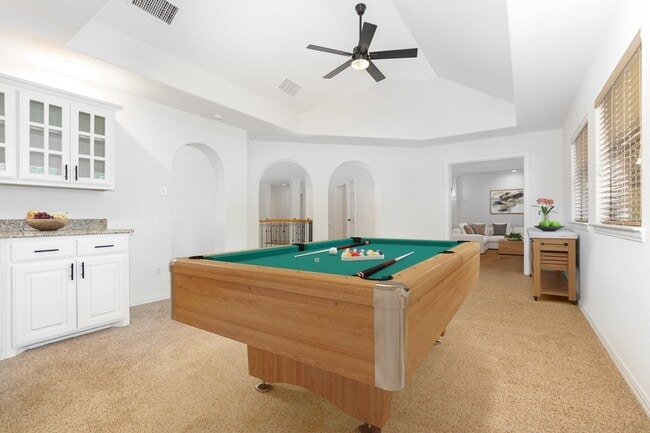Building Photo - 2295 Sandy Creek Dr