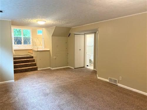 Building Photo - 8854 E Prairie Rd