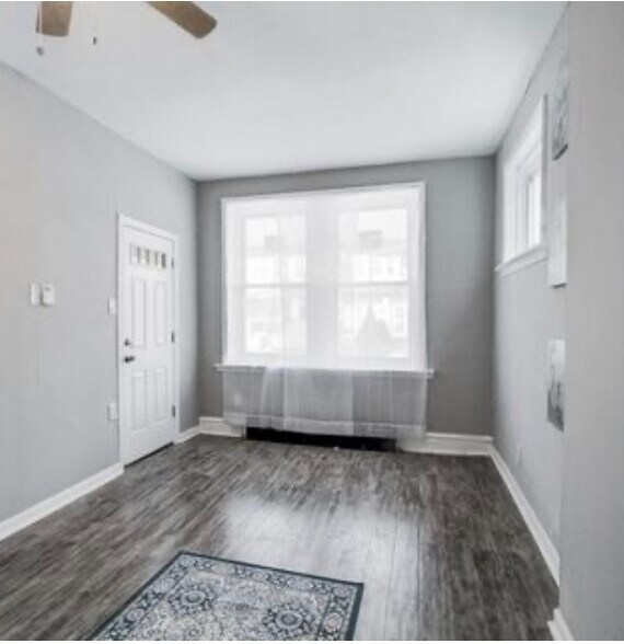 Primary Photo - 5028 N 10th St