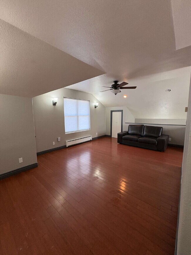 Building Photo - Old North End Studio