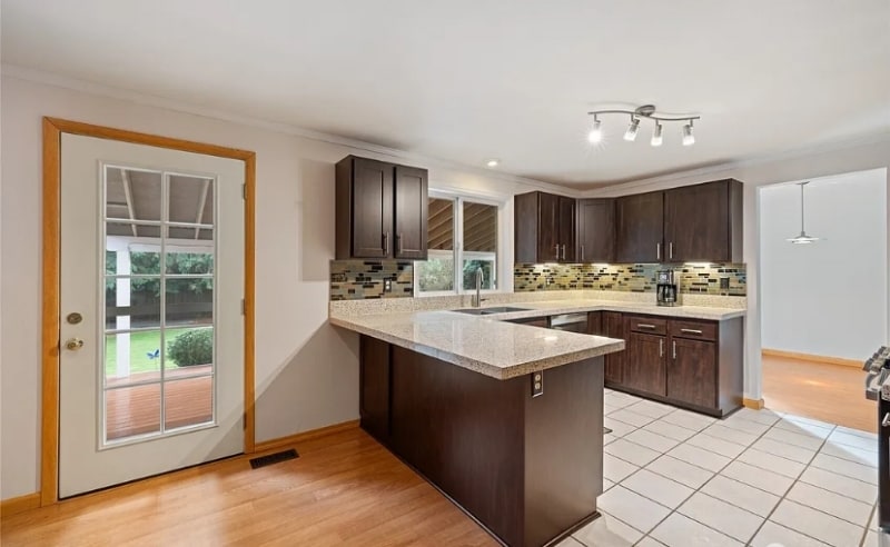 Building Photo - 5708 204th St Ct E