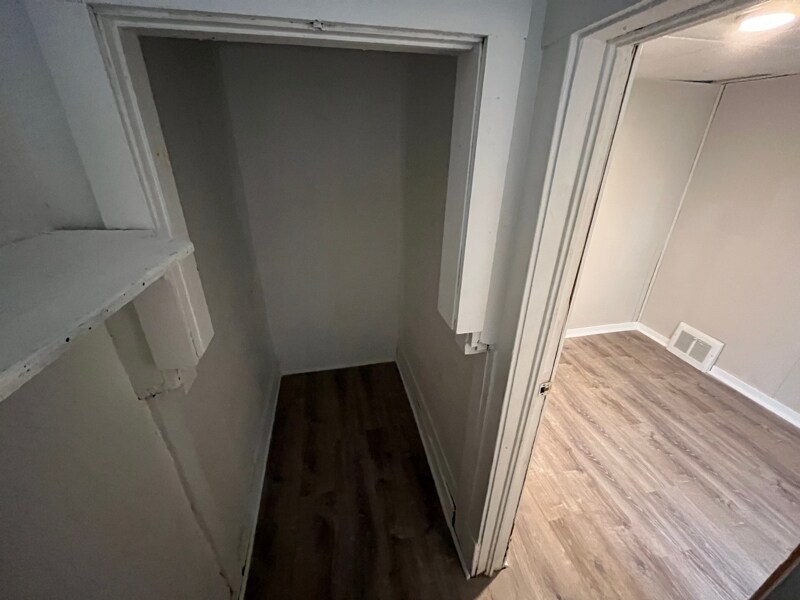 Building Photo - 7006 Worley Ave