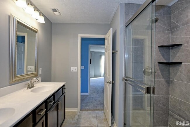 Building Photo - 11134 Ensle Dr