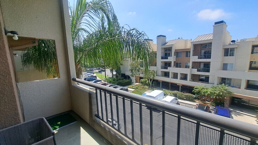 Balcony view - 21520 Burbank Blvd