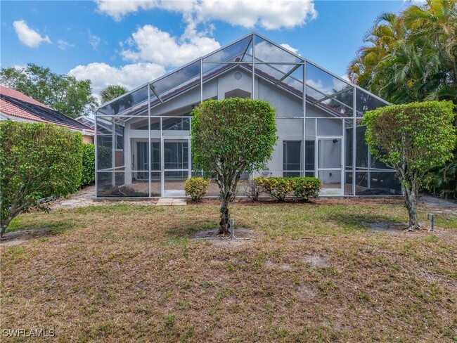 Building Photo - 351 Pindo Palm Dr