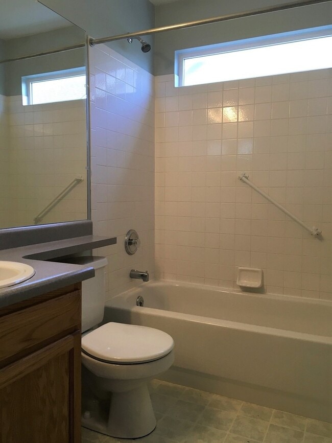 Building Photo - 1040 Whistler Hollow Dr