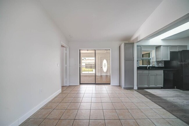 Building Photo - 11285 Oceanspray Blvd