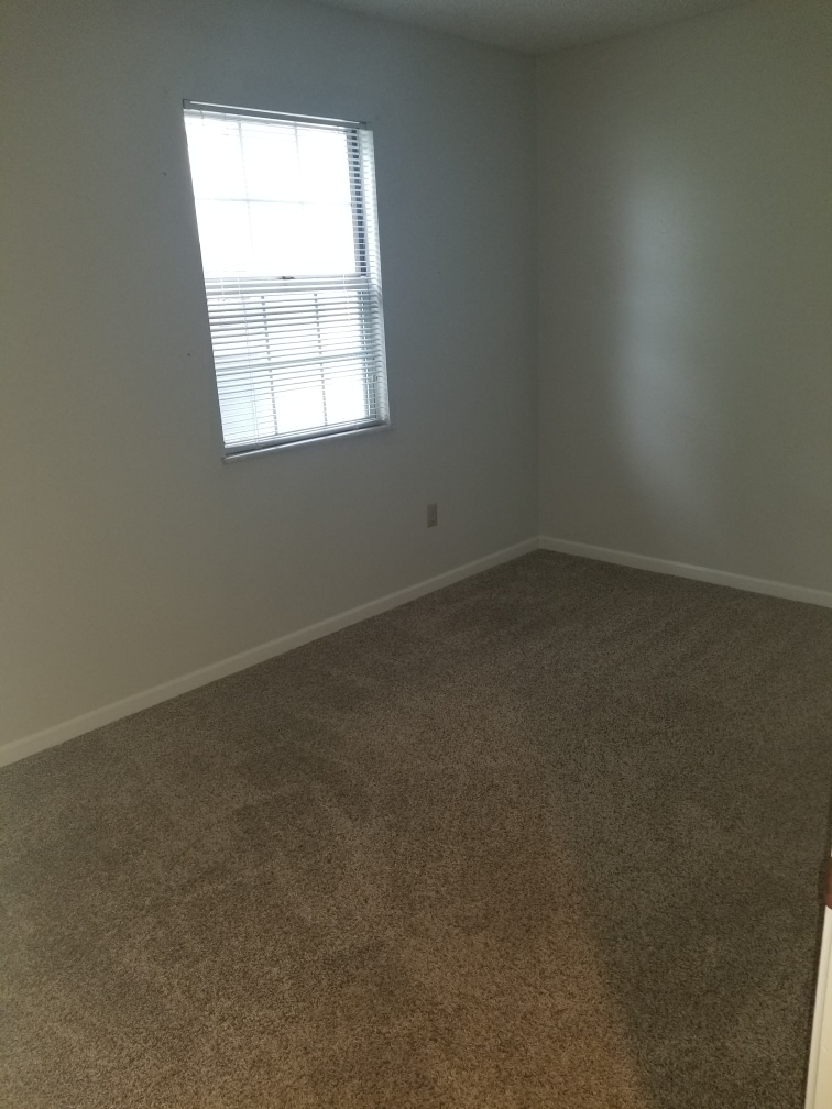 Building Photo - 8875 Flamingo Ct