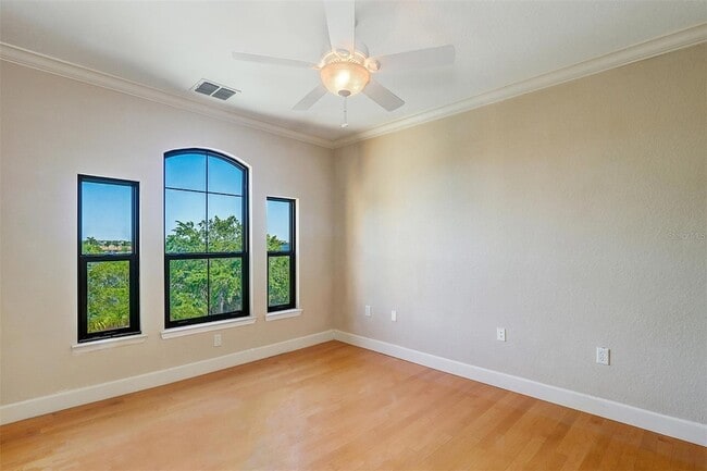 Building Photo - 2765 Via Cipriani St