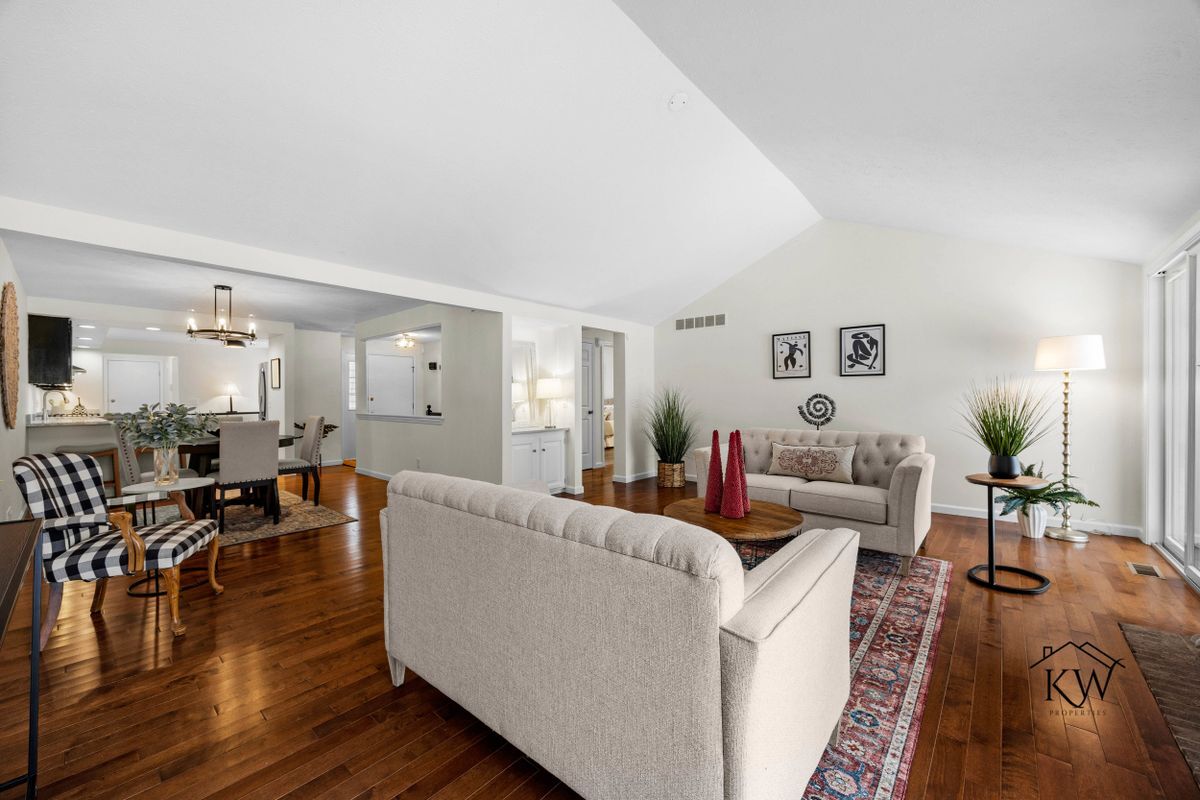 Building Photo - 46 Creek Ridge