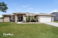 Building Photo - 18552 Spruce Dr W