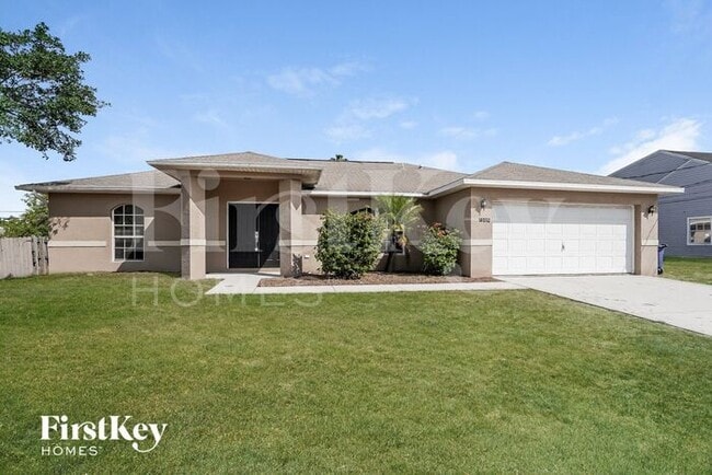 Primary Photo - 18552 Spruce Dr W