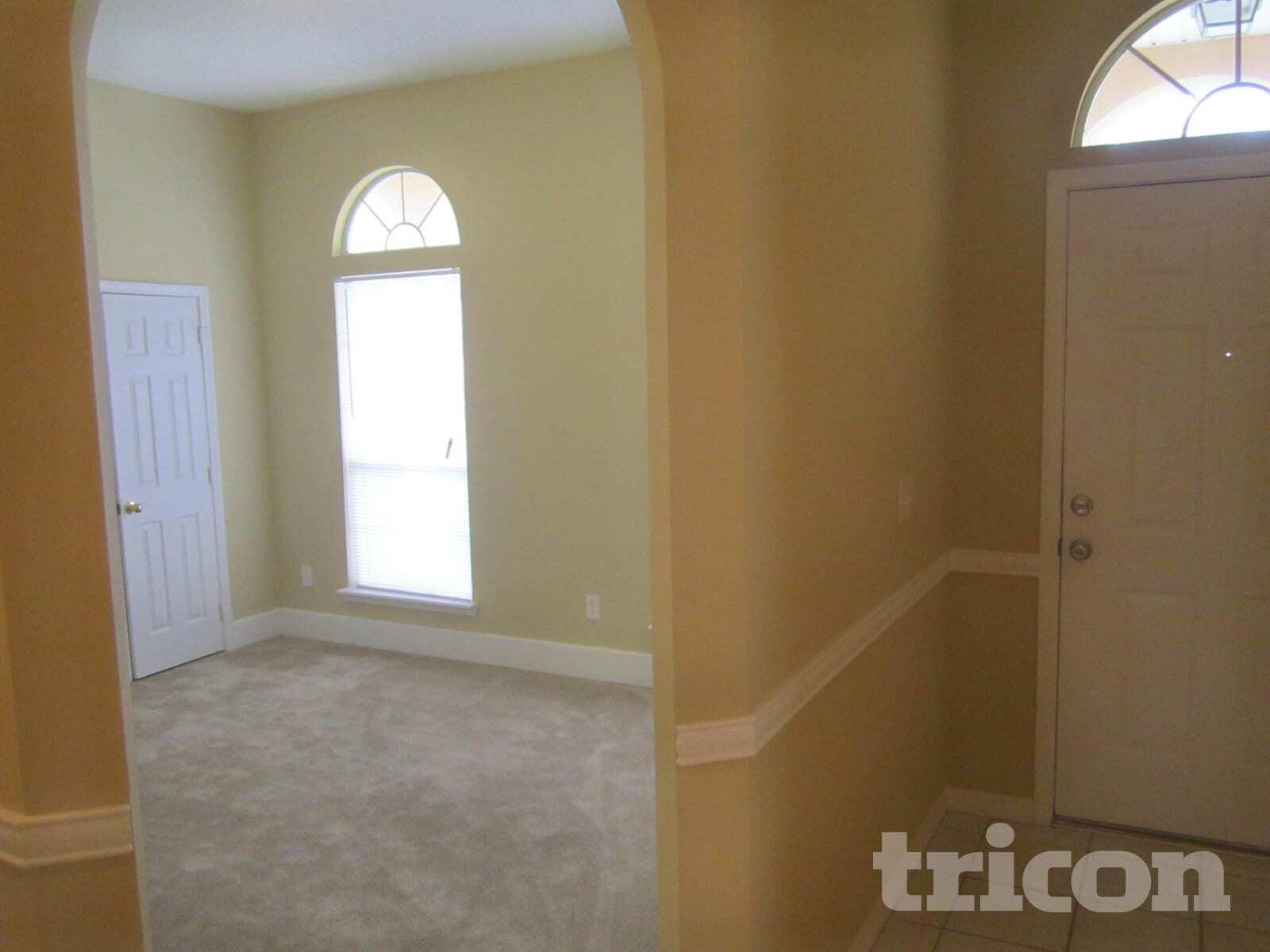 Building Photo - 325 Island View Cir