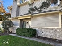 Building Photo - 1012 Grovewood Dr