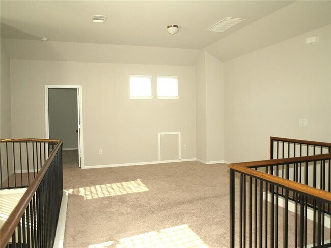 Building Photo - 213 Parable Cove