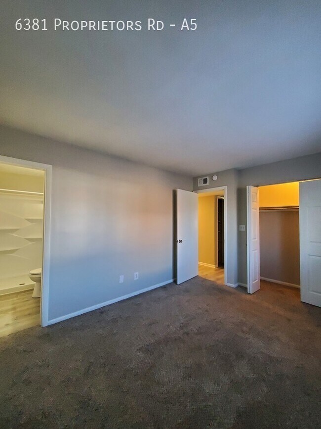 Building Photo - 3 Bedroom 2 Bath Apartment in Worthington