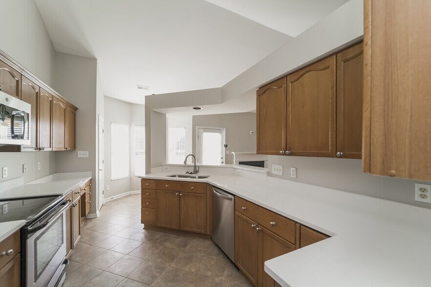 Building Photo - 4031 Huntmeadow Dr