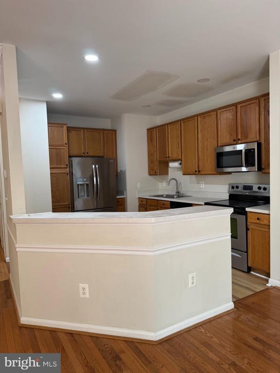 Building Photo - 105 Waters Landing