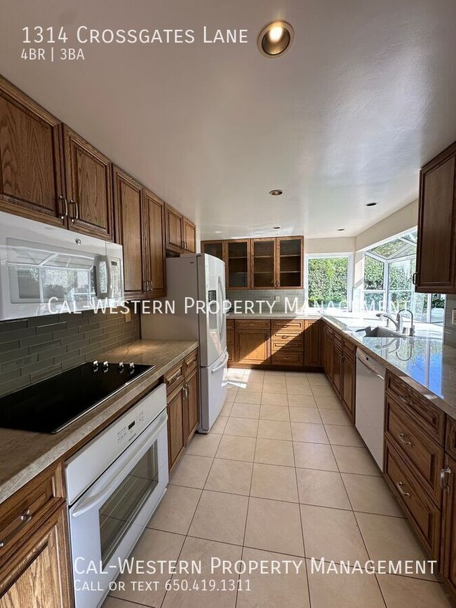 Building Photo - Almaden Home, great area, ready for move in!