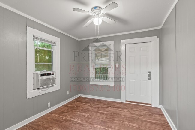 Building Photo - 617 32nd St