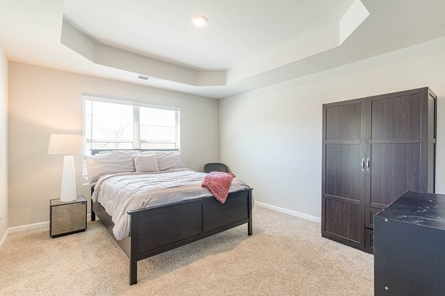 Building Photo - 2651 Lovejoy Crossing Dr