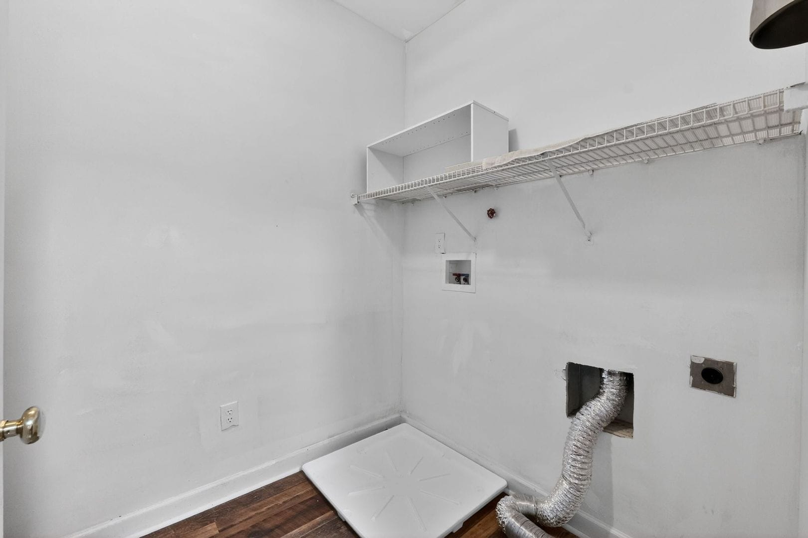 Building Photo - 16324 Redstone Mountain Ln